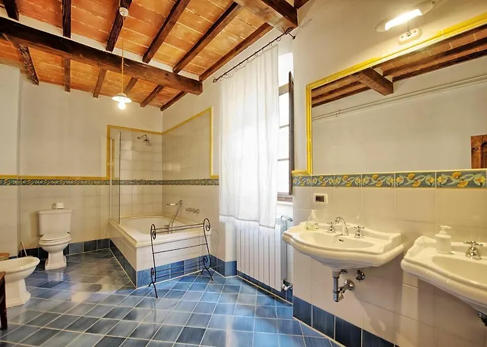Capolona By Posarellivillas Villa