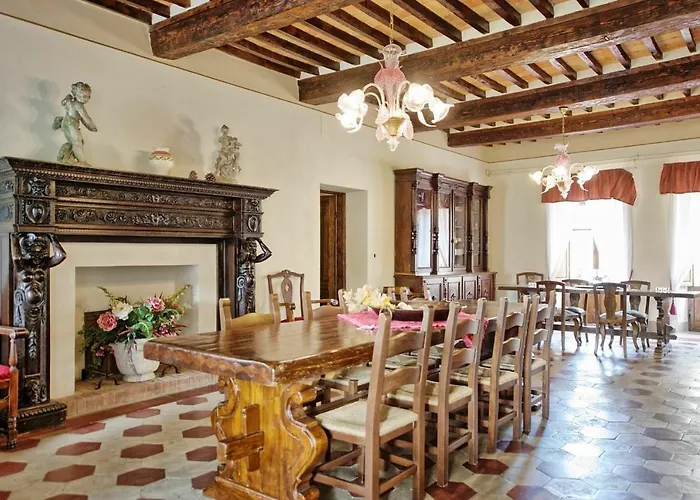 Villa Capolona By Posarellivillas *