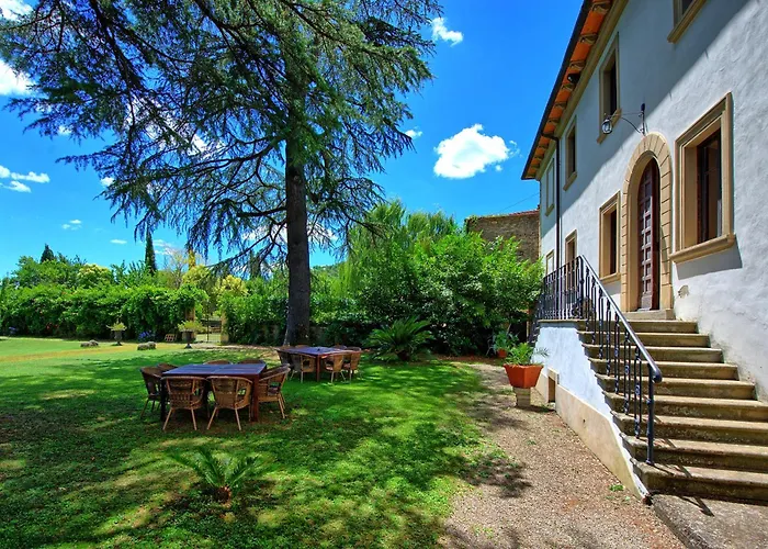 Capolona By Posarellivillas Villa *