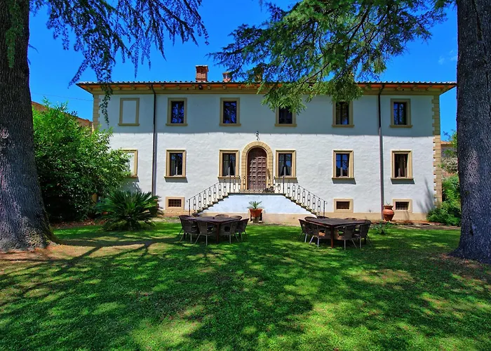 Villa Capolona By Posarellivillas *